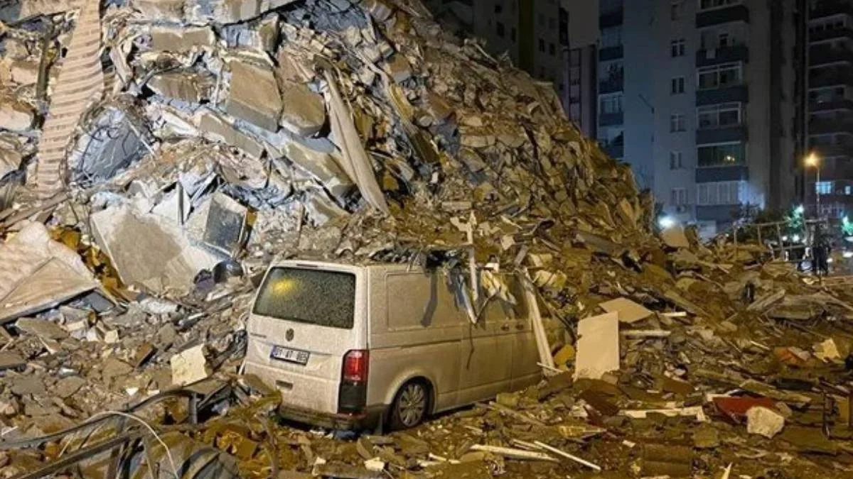 Deprem kaç şiddetinde oldu, merkez üssü neresi?