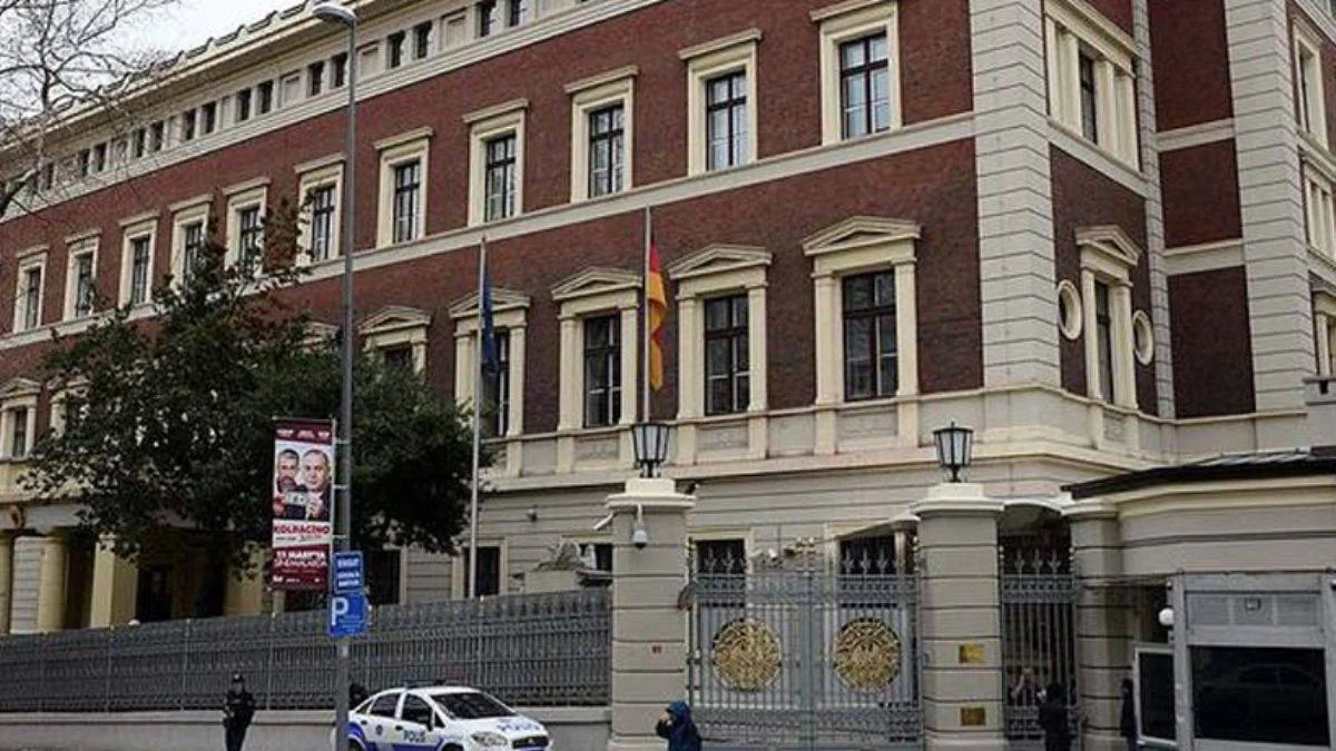 Hollanda, İngiltere ve Almanya İstanbul'daki konsolosluklarını kapattı!