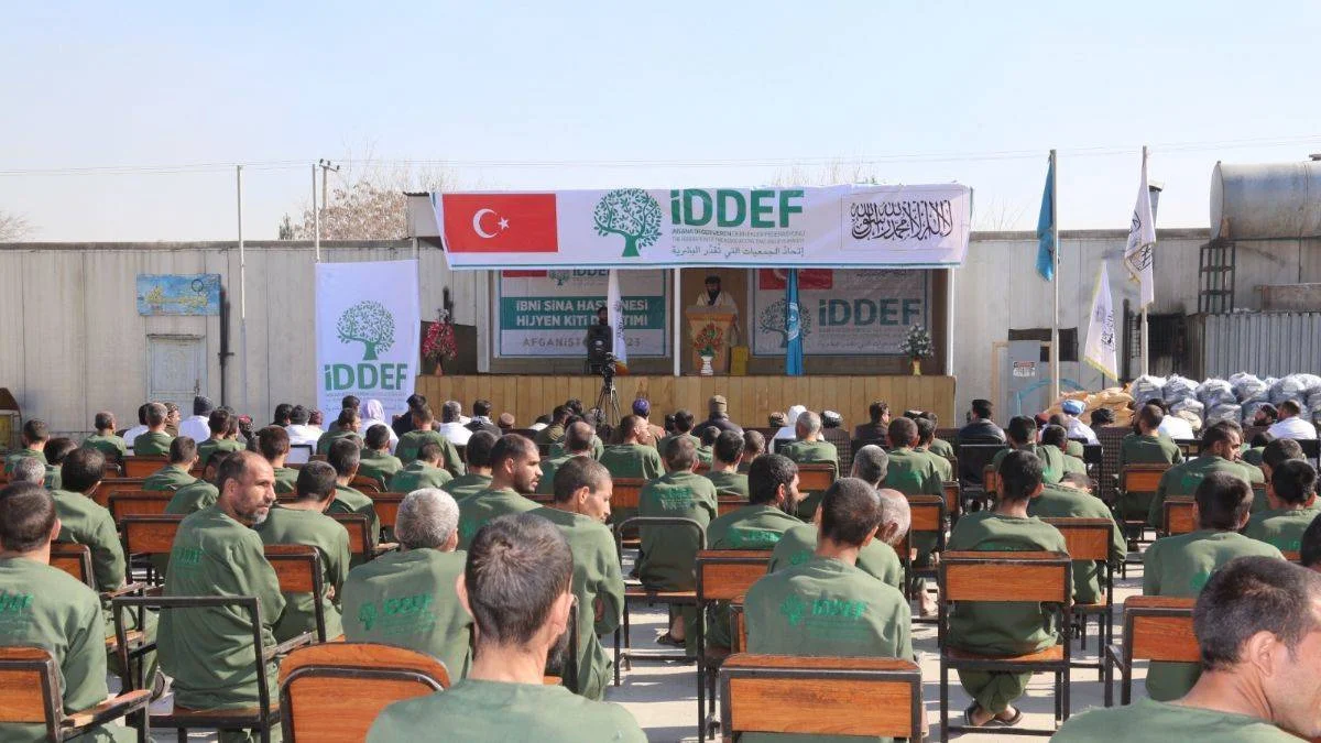 İDDEF'ten İmkansızlıklar İçinde Tedavi Bekleyen Bağımlılara Yardım Eli
