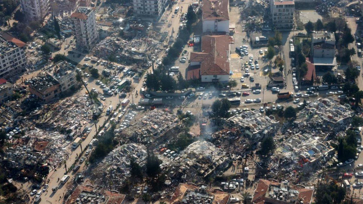 Katar devletinden halka depremzedeler için yardım çağrısı