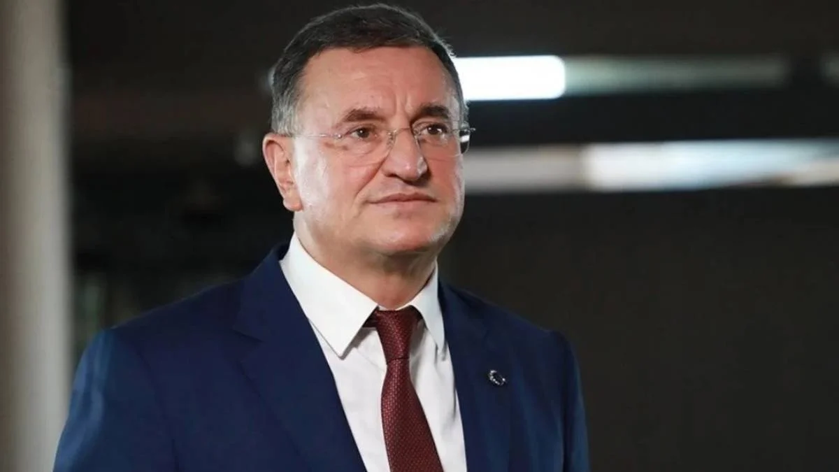 Lütfü Savaş istifa mı etti? Baskılar artıyor!