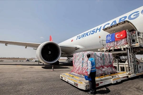 THY, Birleşmiş Milletler Göç Örgütü'nün deprem yardımlarını Türkiye'ye getirdi