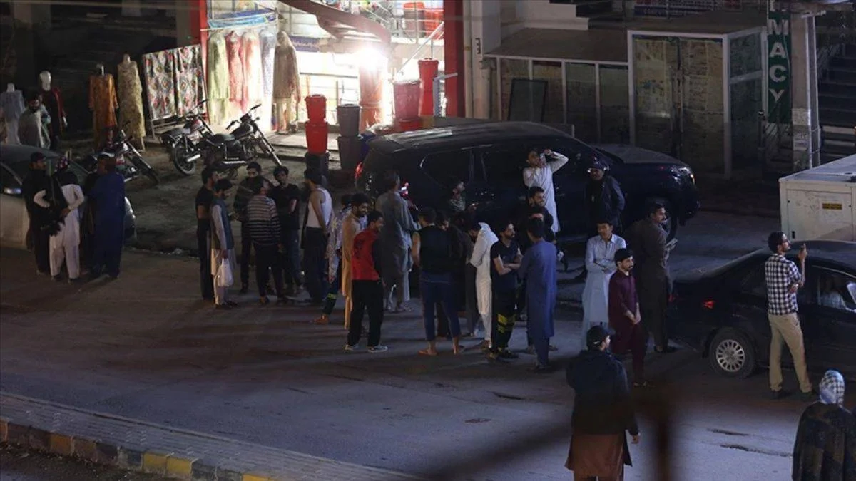 Afganistan'daki depremde 3 kişi öldü