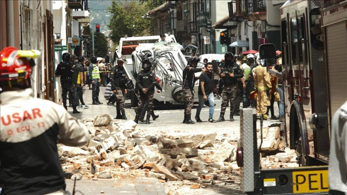 Ekvador'daki depremde ölü sayısı 13'e yükseldi