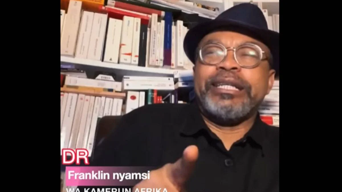 Fransa'nın Afrika politikalarını eleştiren öğretmene ceza