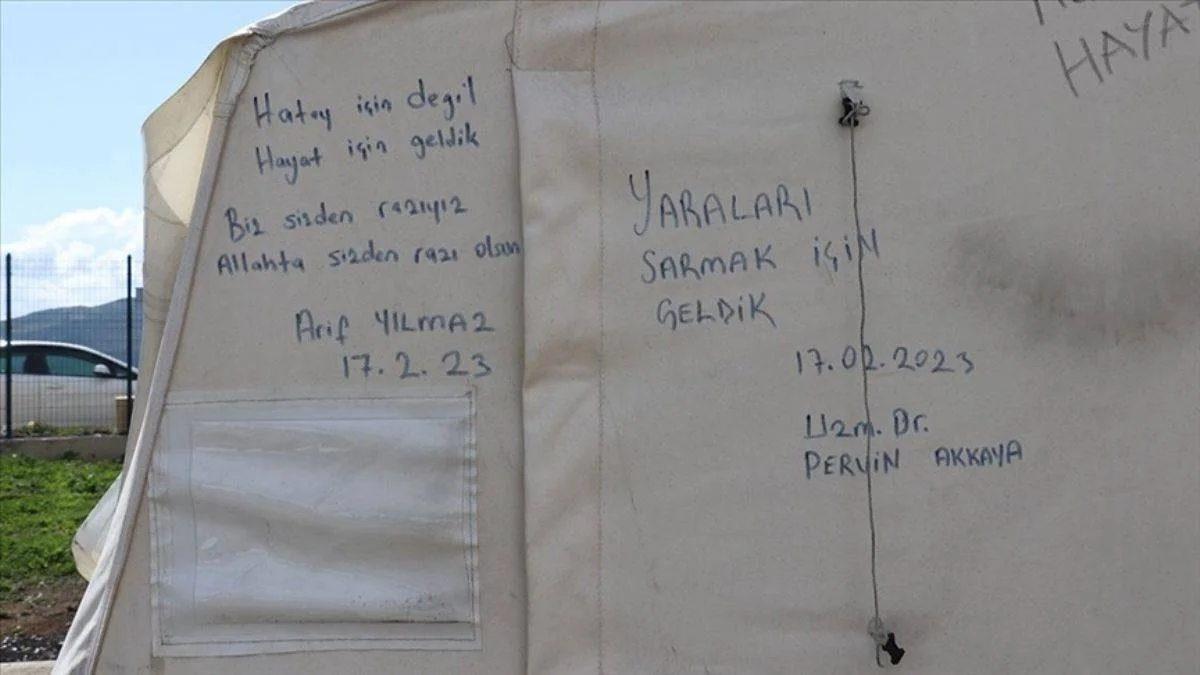 Hatay depremzedelerine moral veren yazılar