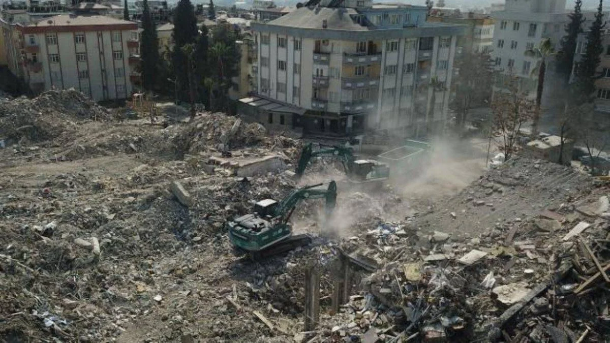 Kahramanmaraş'ta 468 bin ton enkaz kaldırıldı