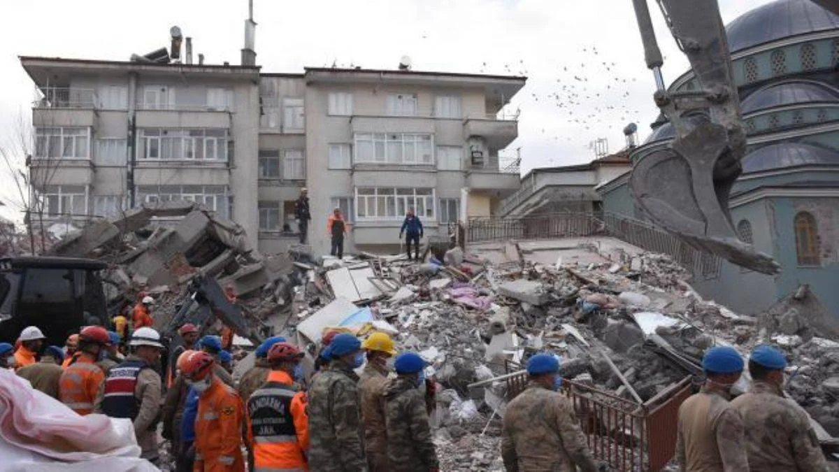 Malatya'da yıkılan binalara ilişkin tutuklu sayısı 42'ye yükseldi