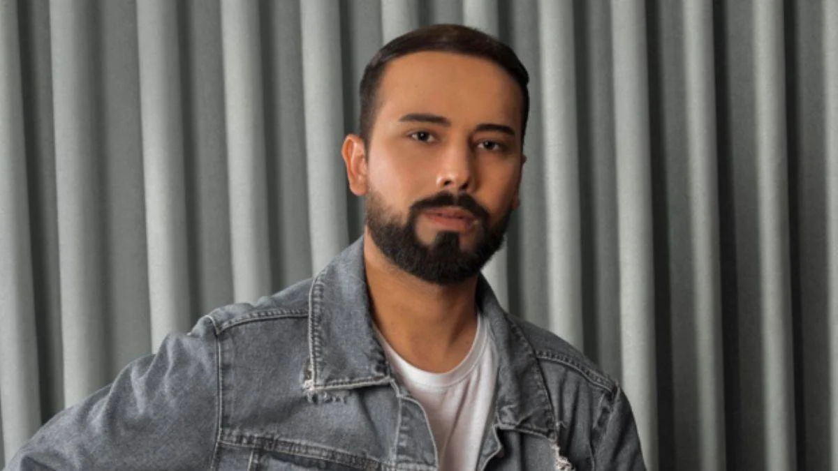 Onur Erbil'den Yeni Cover "Zora Sarıldık" Geliyor...