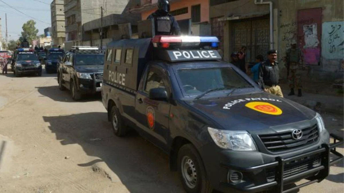 Pakistan'daki çatışmada 3 asker öldü