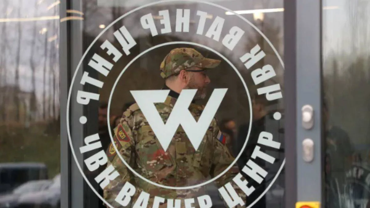 Rusya'da Wagner krizi! Karargahtan kovuldular