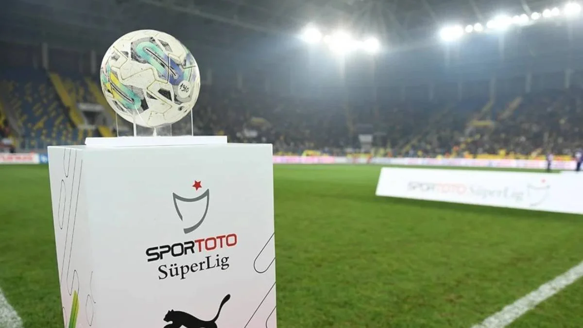 Süper Lig maçları şifresiz mi oldu? Şifresiz maçlar hangi kanalda yayınlanacak?