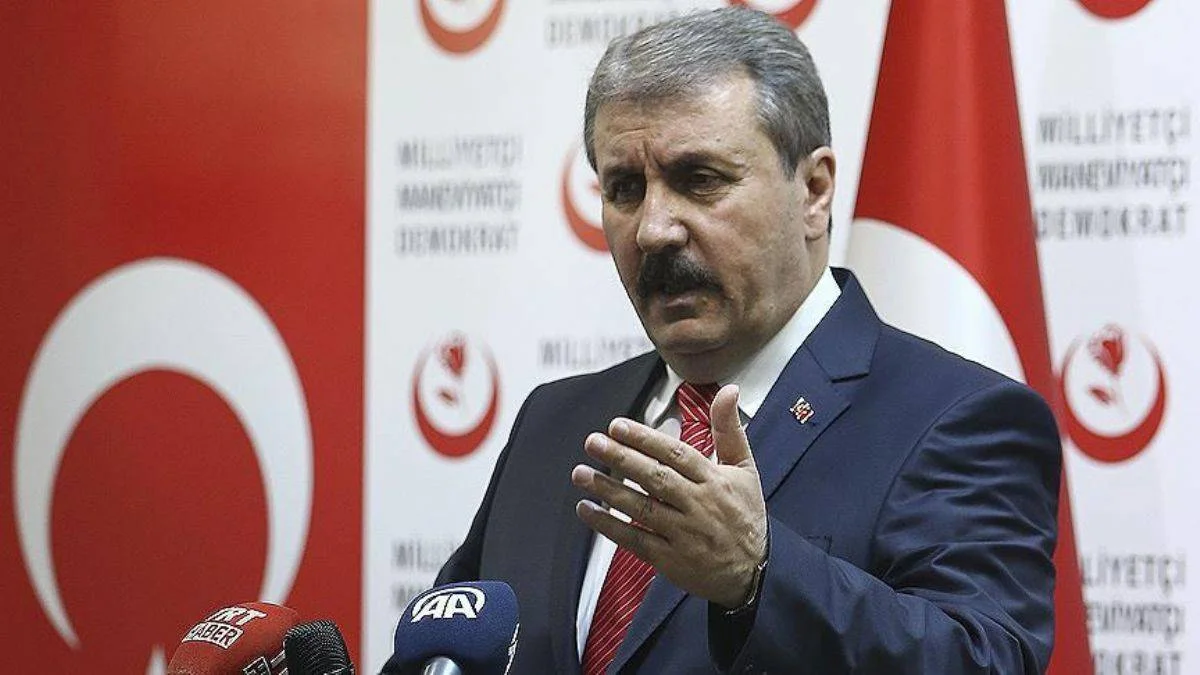 BBP lideri Destici: Ayrı listelerle seçime gireceğiz