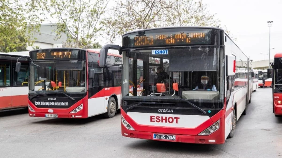 Bugün İzmir'de otobüsler bedava mı? 22 Nisan bayramın 2. günü İzmir'de ESHOT otobüs, metro, İZBAN ücretsiz mi?