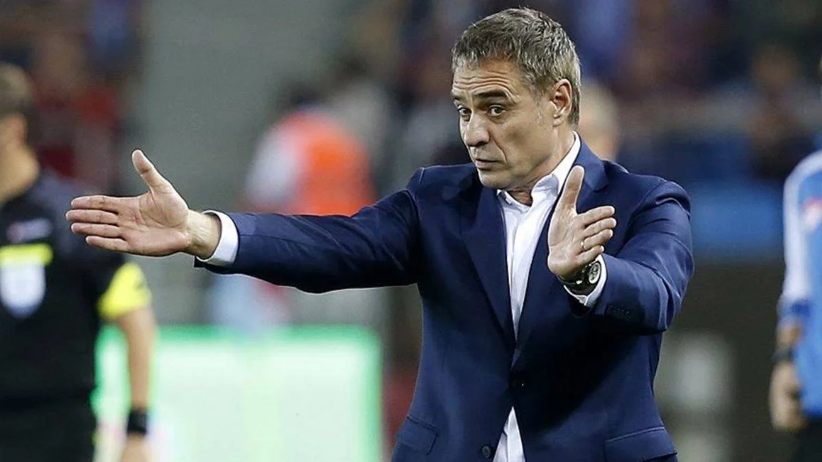 Ersun Yanal istifa etti