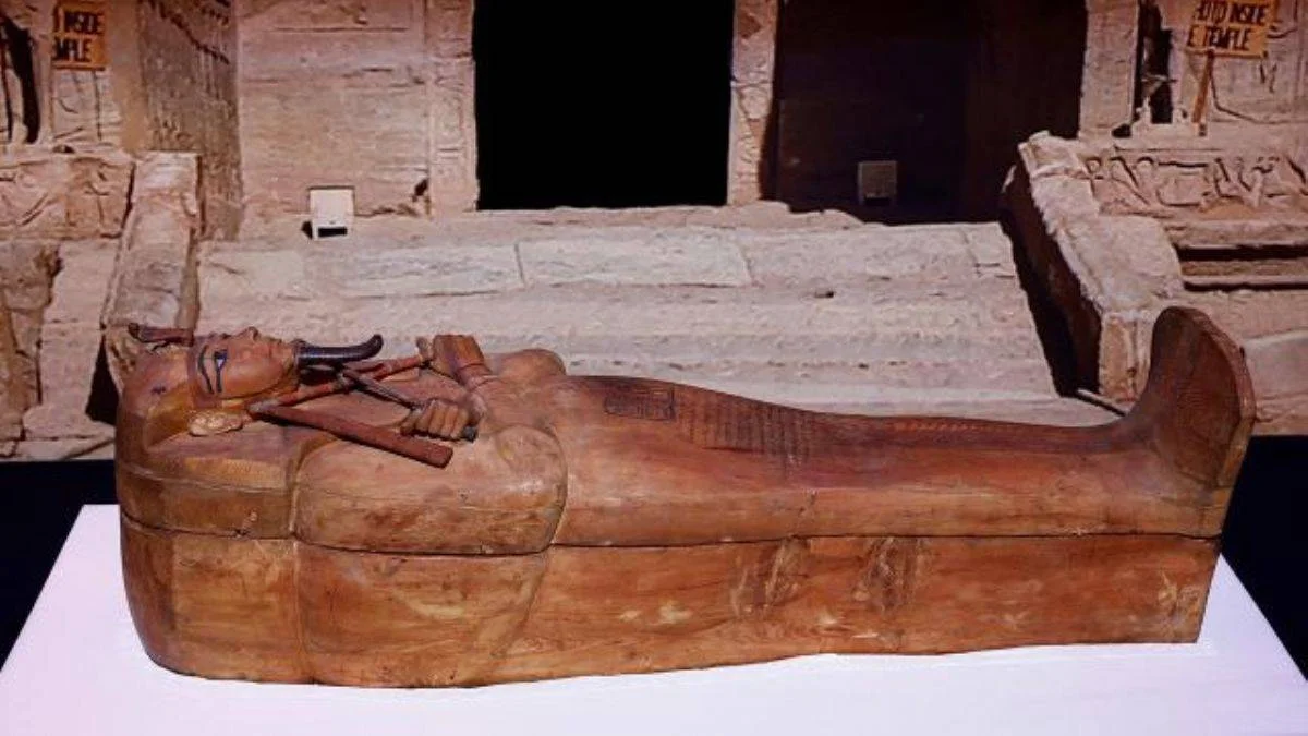 Firavun 2. Ramses'in tabutu Paris'te