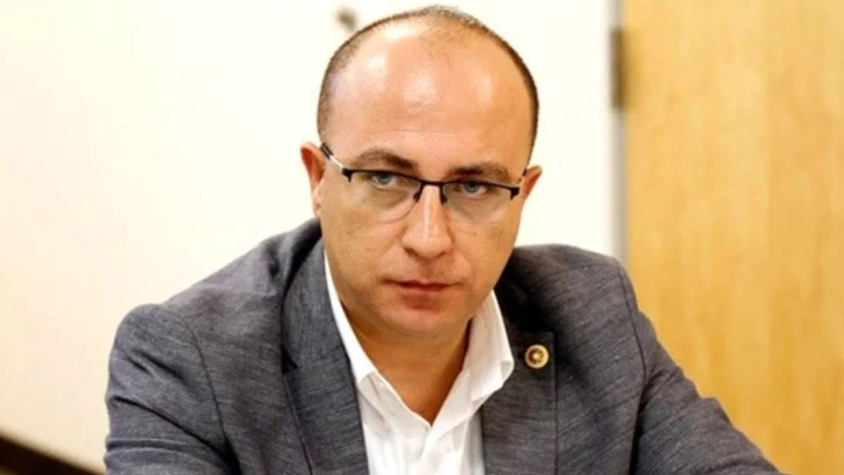 İzzet Ulvi Yönter kimdir? İstanbul MHP milletvekili adayı İzzet Ulvi Yönter nereli?