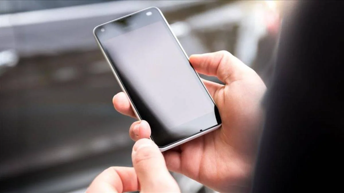 Telefonunuz sizi dinliyor mu?