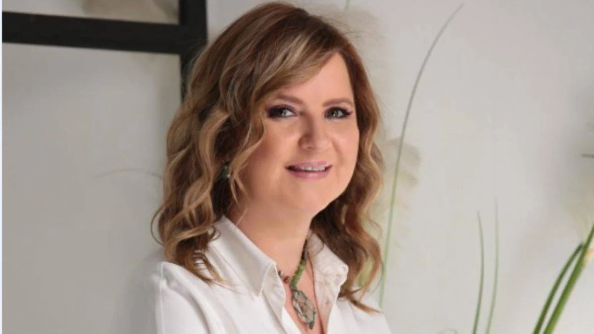 Yazar, Eğitmen Firdevs Akkaya kimdir?