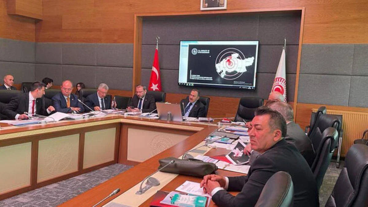 YÖK Üyesi Prof. Dr. Açıkgöz: Depremde 1605 öğrencimiz vefat etmiştir