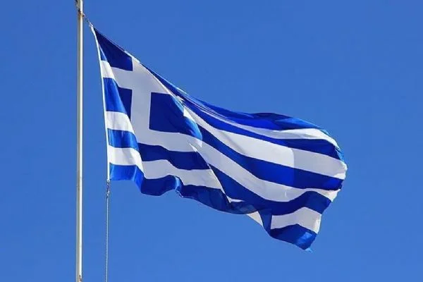 Yunanistan'daki ırkçı milletvekilleri hakkında verilen skandal karara tepki!