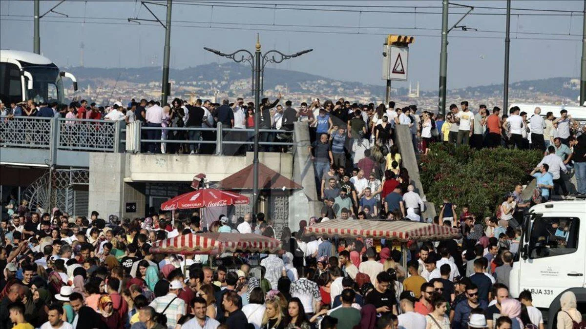 'Zavallı İstanbul...' Prof. İlber Ortaylı'dan çözüm çağrısı