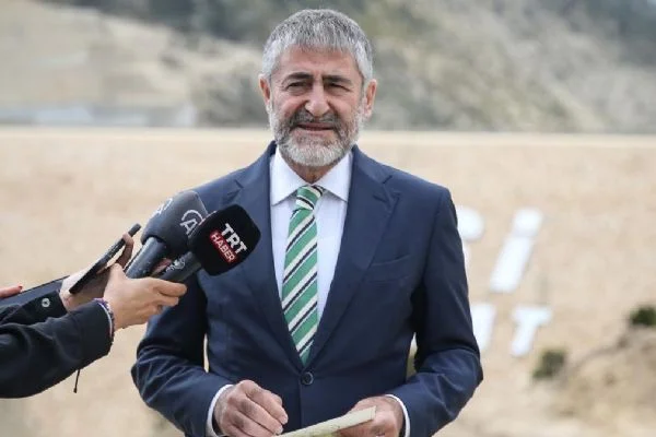 Bakan Nebati: Yılda 8 milyon kilovatsaat elektrik üretilecek