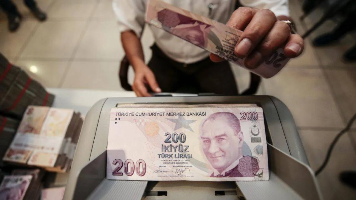 'Bankacılık sektörü siyaset üstü tutulmalı' uyarısı