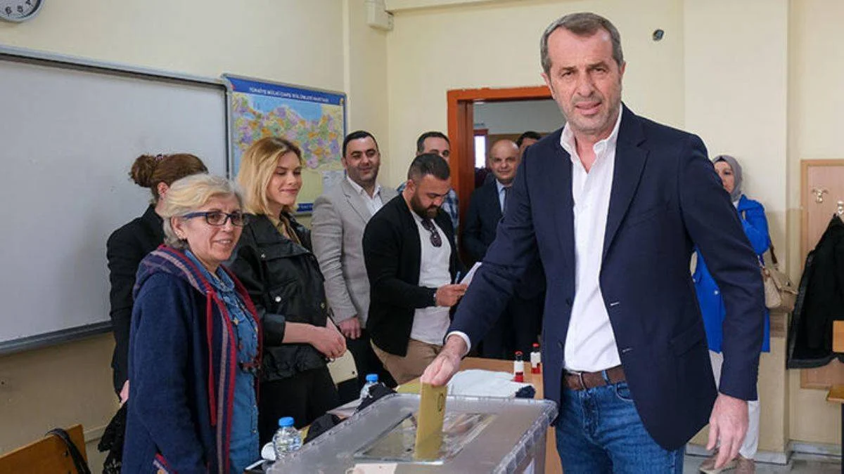Eski milli futbolcular vekil seçildi