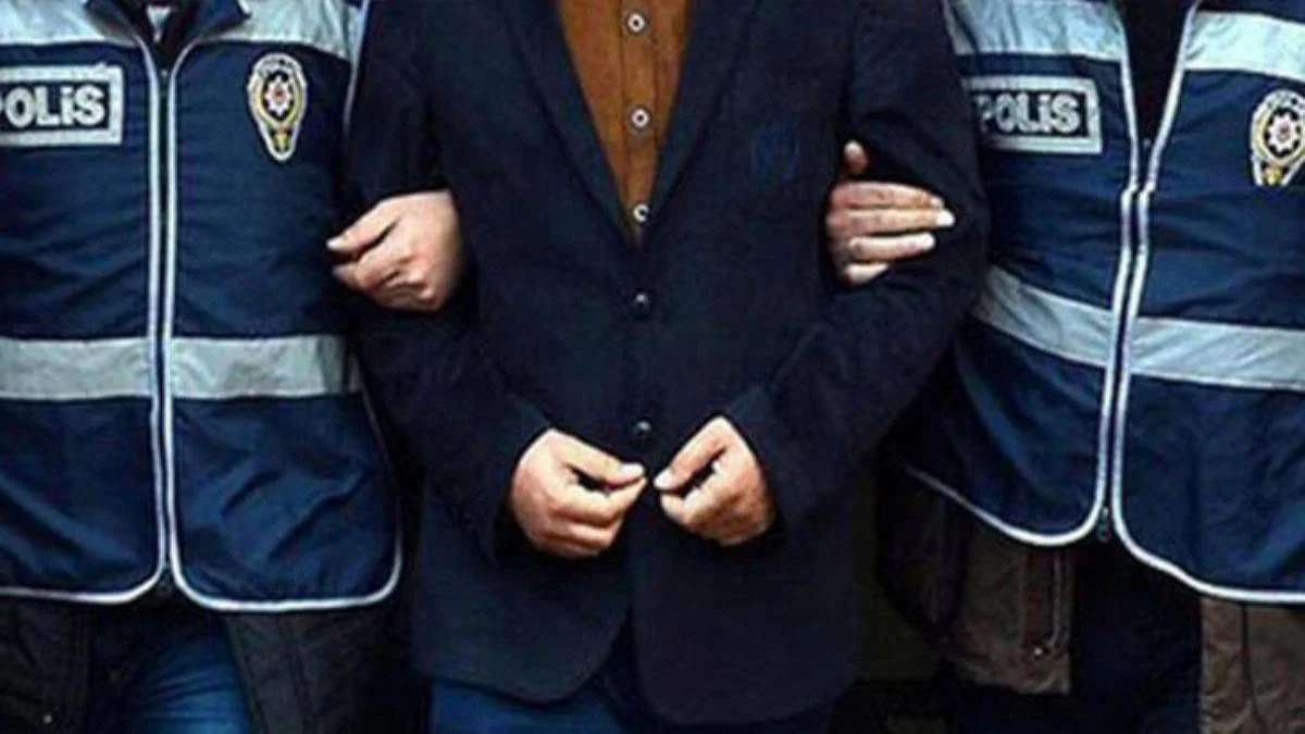 İstanbul'da FETÖ operasyonu: 15 gözaltı