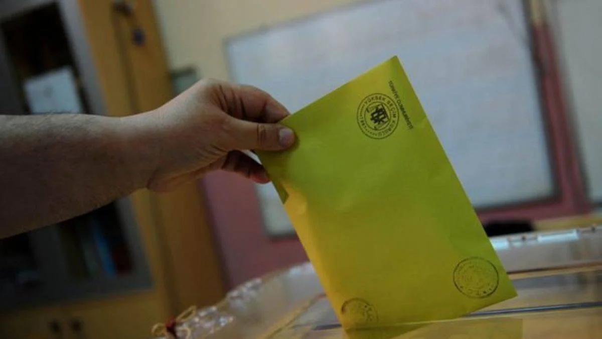 Siirt'te İspanyol seçim gözlemcilerine gözaltı