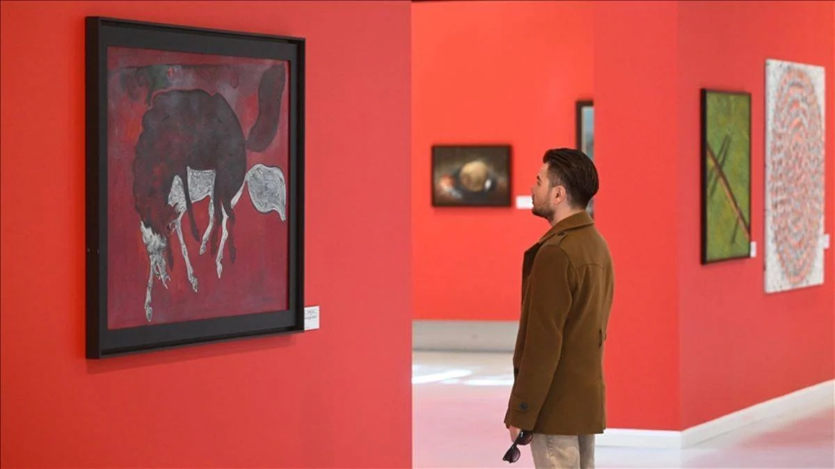 Türk resim sanatında iz bırakan 100 eser, 'Tuvalde Yüzyıl' sergisinde sanatseverlerle buluştu
