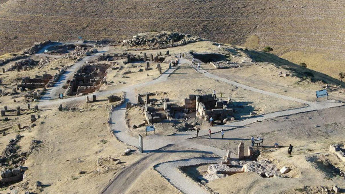 Zerzevan Kalesi ve Mithras Kutsal Alanı, UNESCO Dünya Mirası Listesi'ne girmeye hazırlanıyor