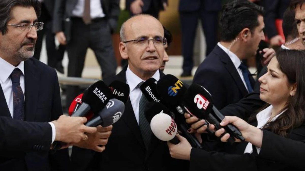 Bakan Şimşek'ten 'kara para' ile mücadele açıklaması