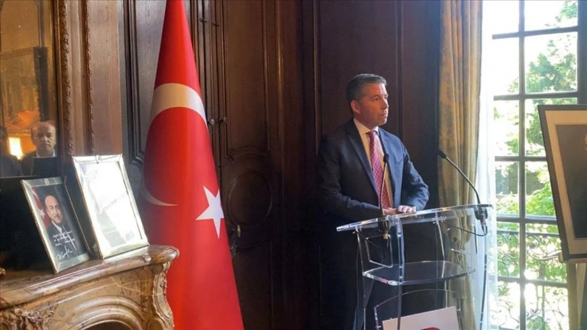 Berna Laçin'i davetiyle gündem olan büyükelçi görevden alındı