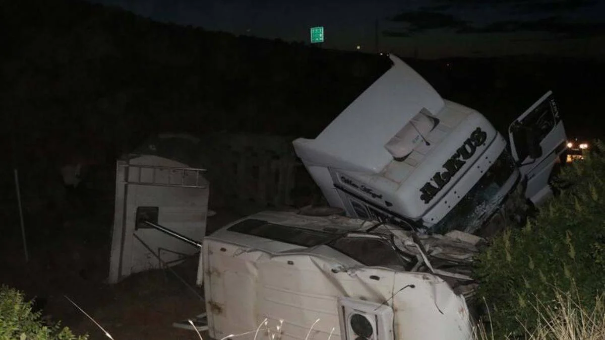 Gaziantep'te zincirleme kaza: 3 ölü, 5 yaralı