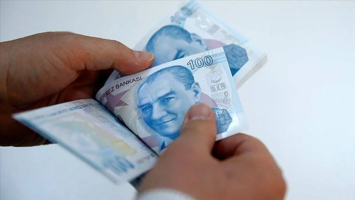 Kamu işçilerinin ilave tediye ödemeleri başladı