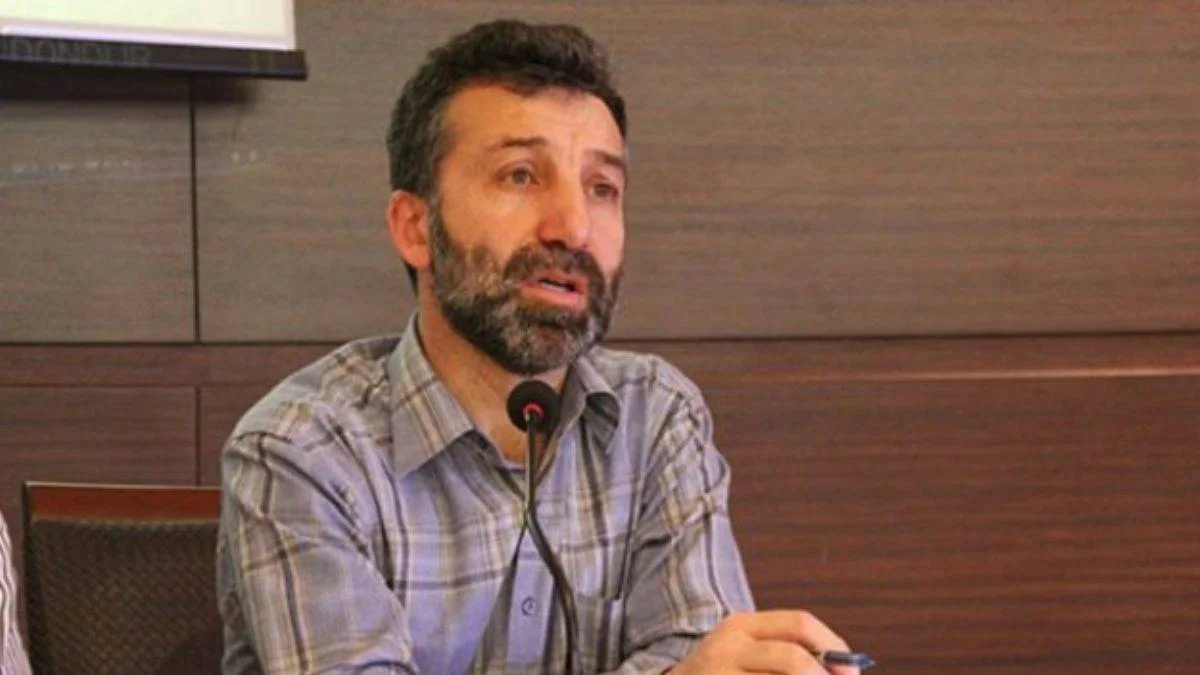 Kenan Alpay'dan Hilal Kaplan'a 'Kayıp aranıyor' çıkışı