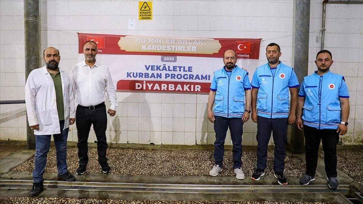 Kurbanda depremzede hassasiyeti
