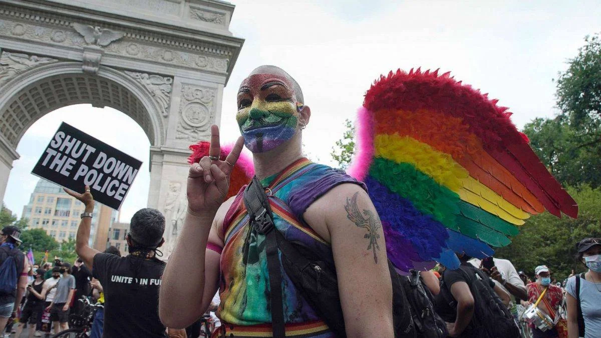 'LGBT denen sapkınlık' nasıl ortaya çıktı?