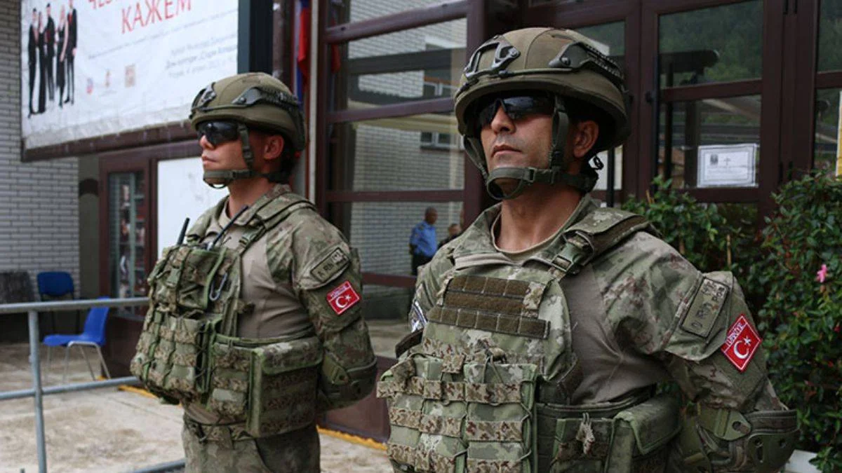 Mehmetçik'in Kosova nöbetinden ilk görüntüler
