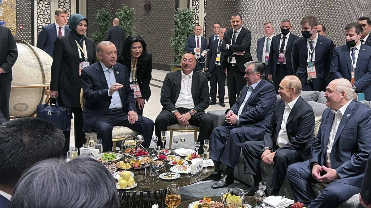 Rus uzmandan analiz: 'Türkiye istese de istemese de kilit oyuncu'