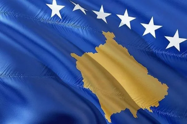 Sırbistan Cumhurbaşkanı Vucic : Türkiye Kosova ordusunu silahlandırıyor