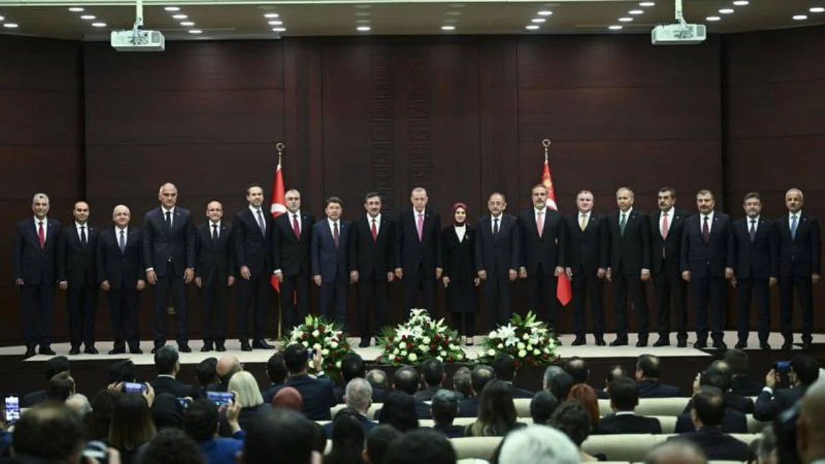 Yeni kabine isim isim dünya basınında