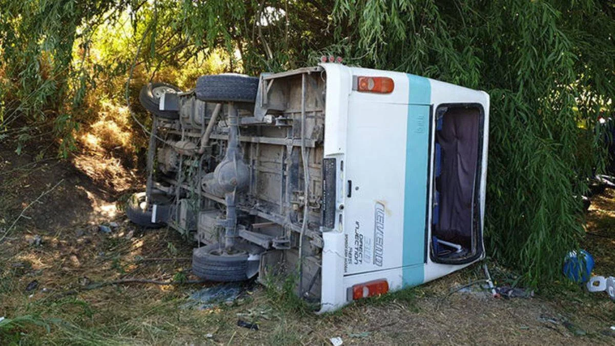 Afyonkarahisar'da kaza: 6 ölü, 8 yaralı