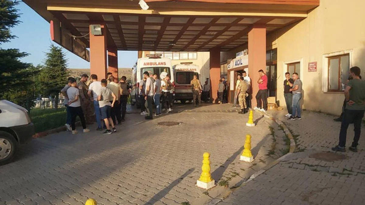 Ağrı'da arazi kavgası: 2 uzman çavuş silahla yaralandı