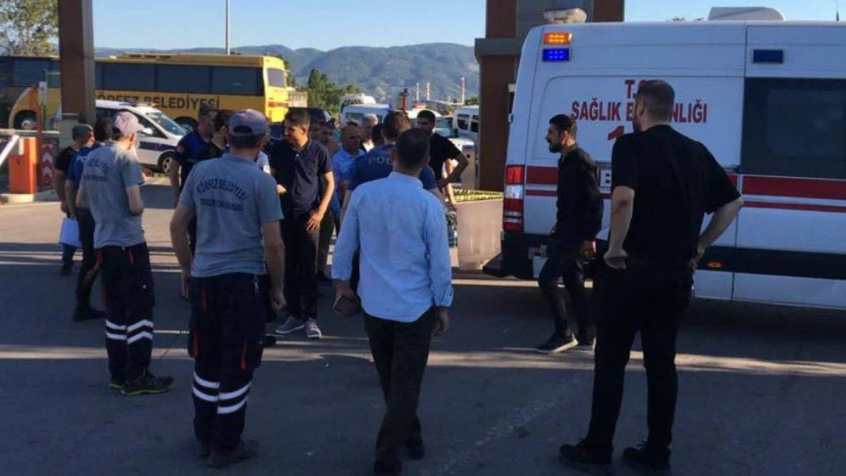 Aynı silahla birbirlerini öldürdüler