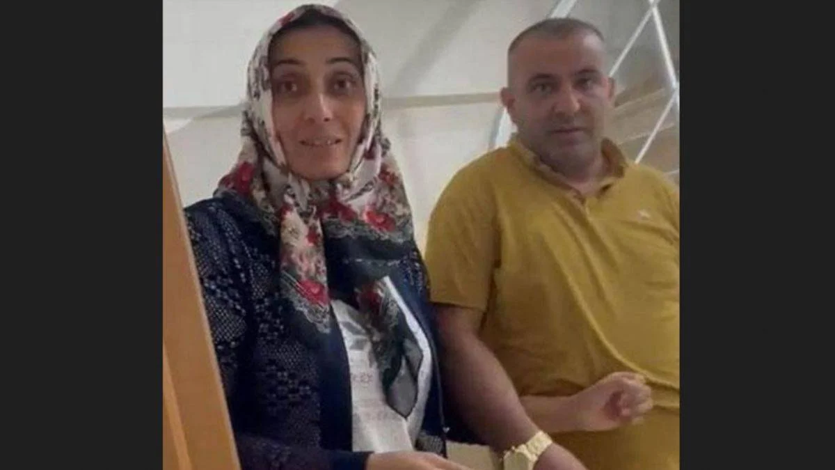 Ev sahibi kiracının kapısını tekmeledi, küfürler savurdu
