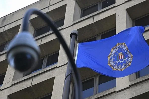 FBI'ın yetkilerini ''uygunsuz şekilde'' kullandığı belirtildi