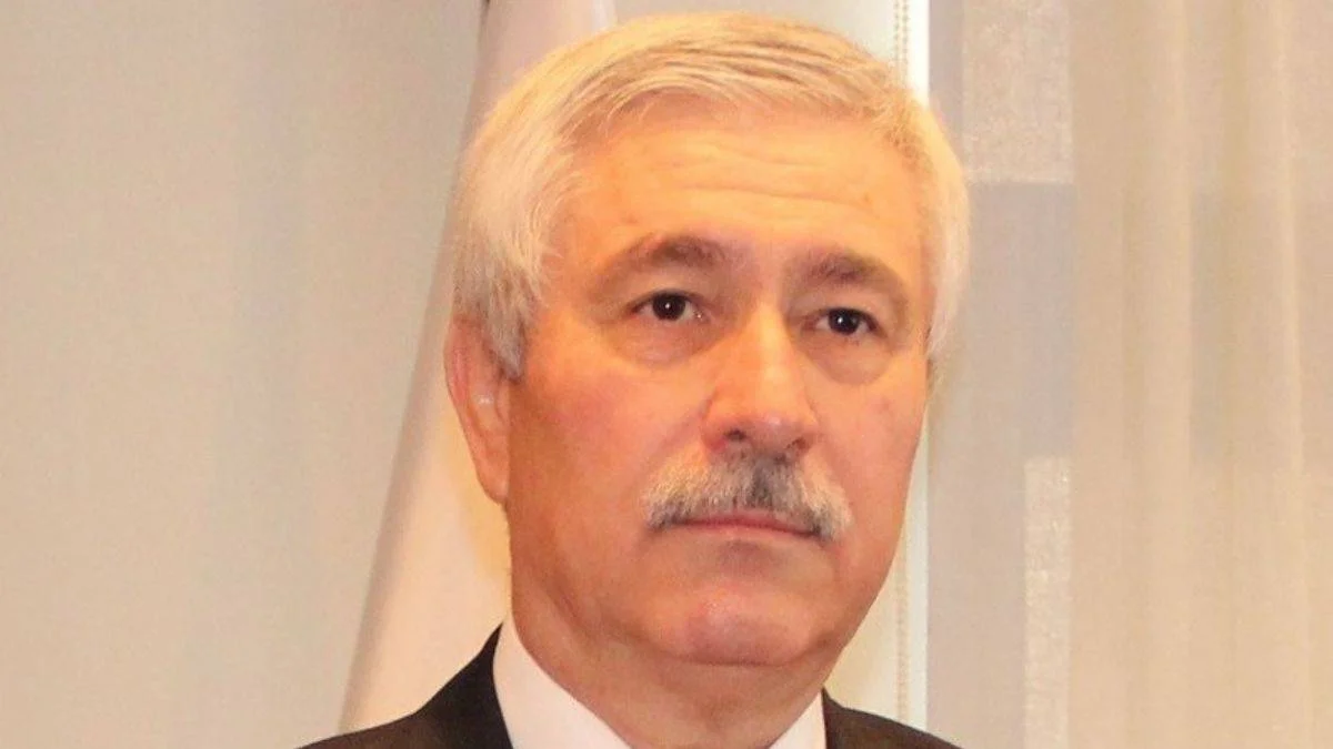 FETÖ'den aranan rektör hastanede yakalandı